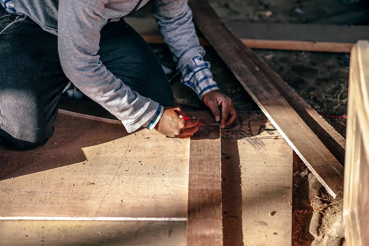 Bespoke Oak Benches: How to Brief a Maker and Measure Your Space
